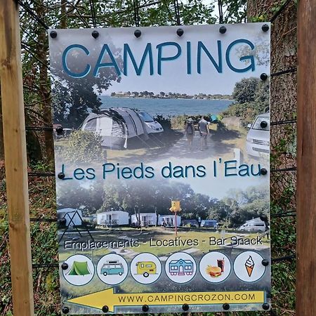 Hebergements Camping "Les Pieds Dans L'Eau" Crozon Esterno foto