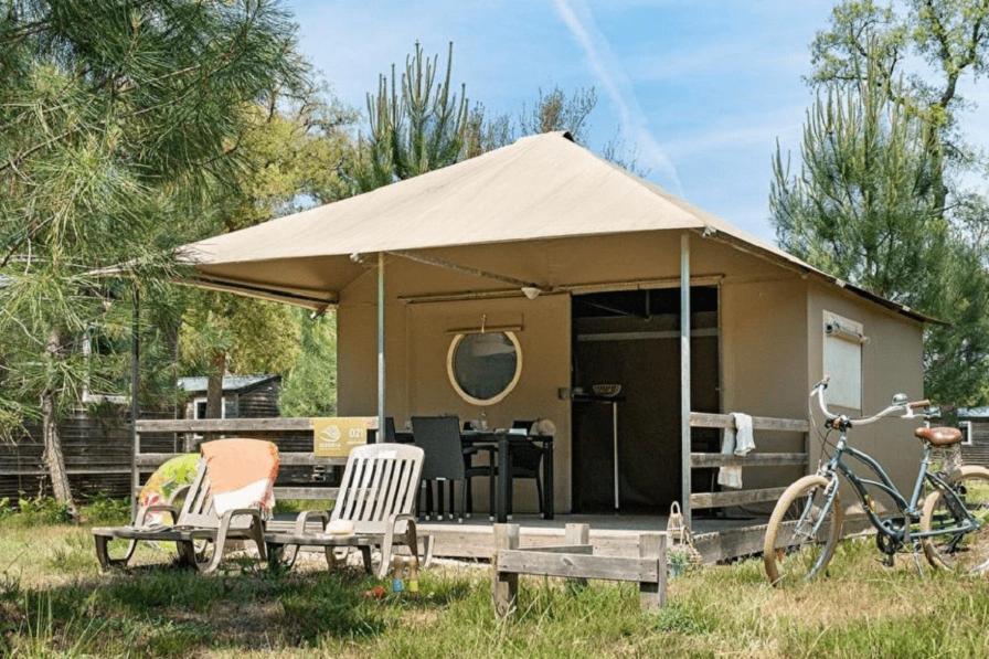 Hebergements Camping "Les Pieds Dans L'Eau" Crozon Esterno foto
